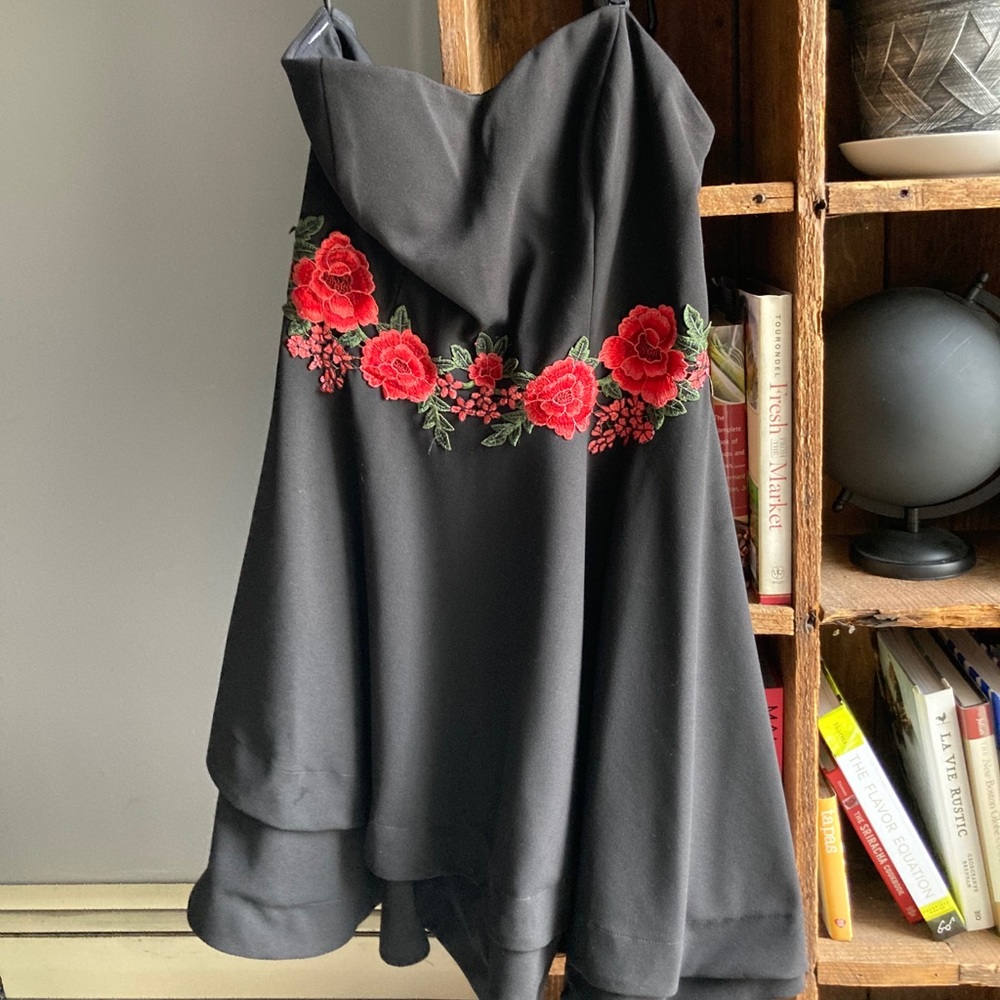 Black Floral Embroidered Tiered Strapless Dress